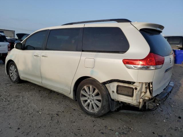 Obraz 2 z 2012 TOYOTA SIENNA XLE 2012 z VIN 5TDYK3DC2CS261540