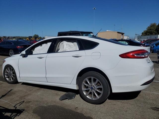 Изображение 2 2017 FORD FUSION SE 2017 с VIN 3FA6P0H71HR204699