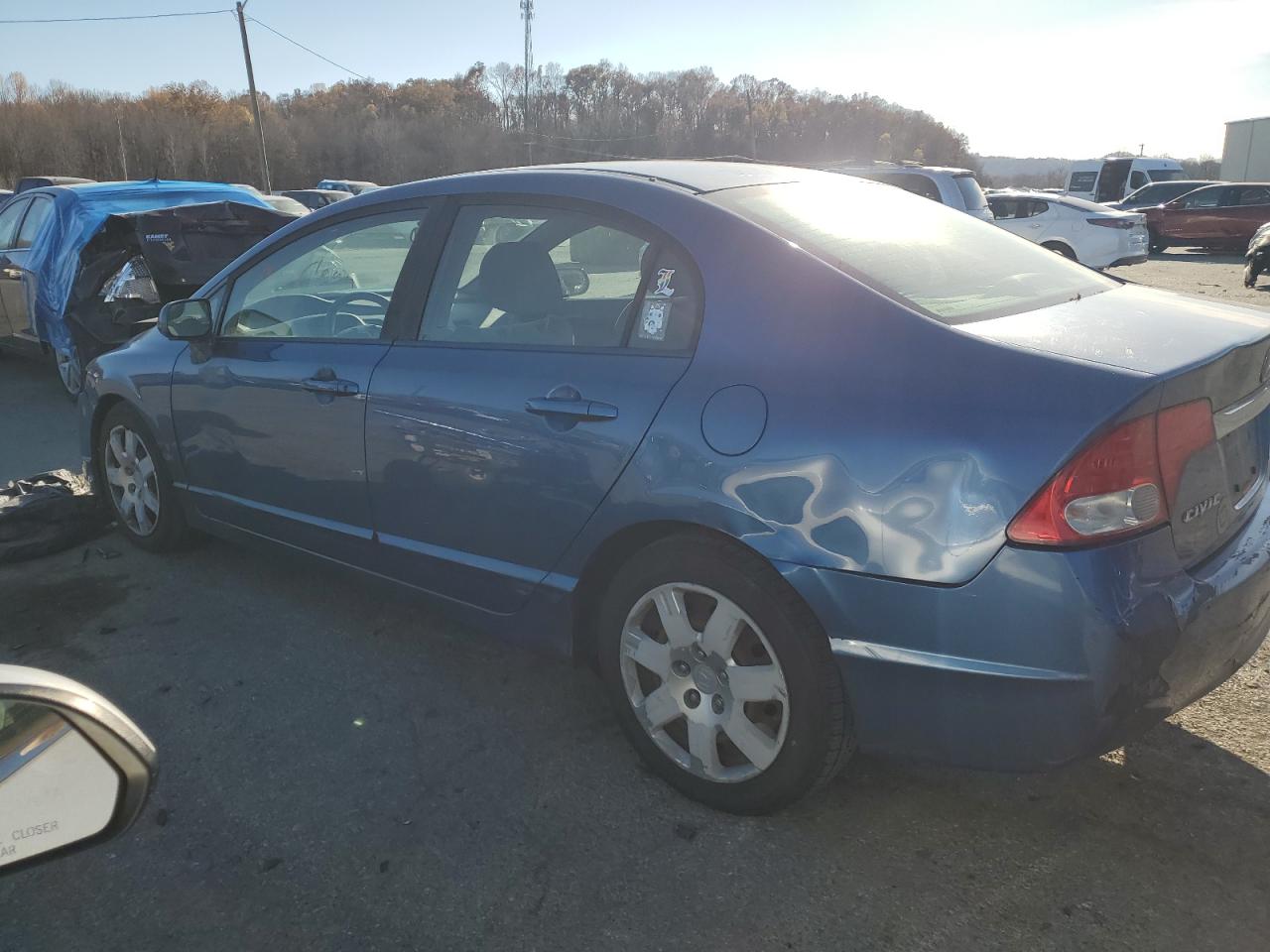 Изображение 2 2010 HONDA CIVIC LX 2010 с VIN 19XFA1F50AE042872