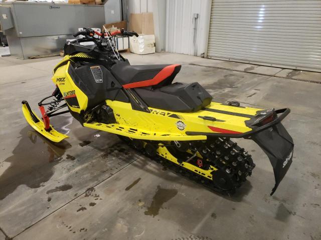 Image 3 of 2020 SKI DOO MXZ 2020 with VIN 2BPSMZLA4LV000025