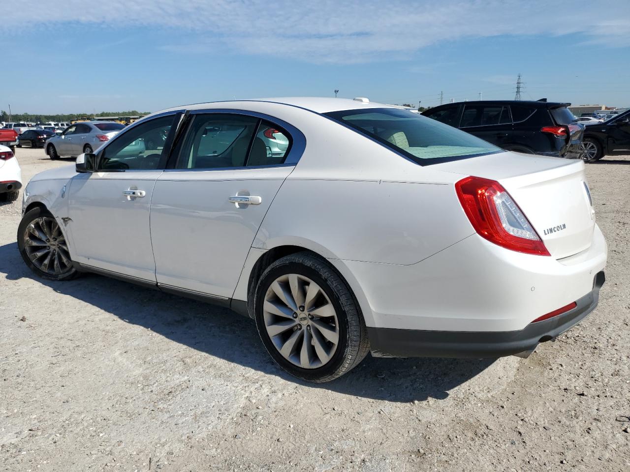 Obraz 2 z 2014 LINCOLN MKS  2014 z VIN 1LNHL9DK5EG601778