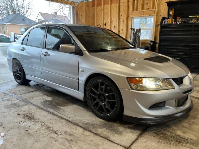 Obraz 1 z 2005 MITSUBISHI LANCER EVOLUTION 2005 z VIN JA3AH86D45U032373