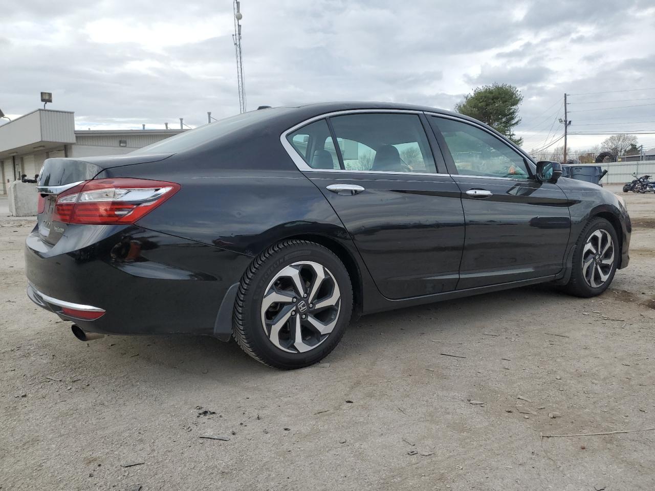Obraz 3 z 2016 HONDA ACCORD EXL 2016 z VIN 1HGCR2F81GA025202