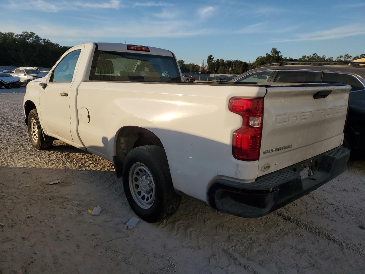 Изображение 2 2019 CHEVROLET SILVERADO C1500 2019 с VIN 3GCNWAEH8KG172087