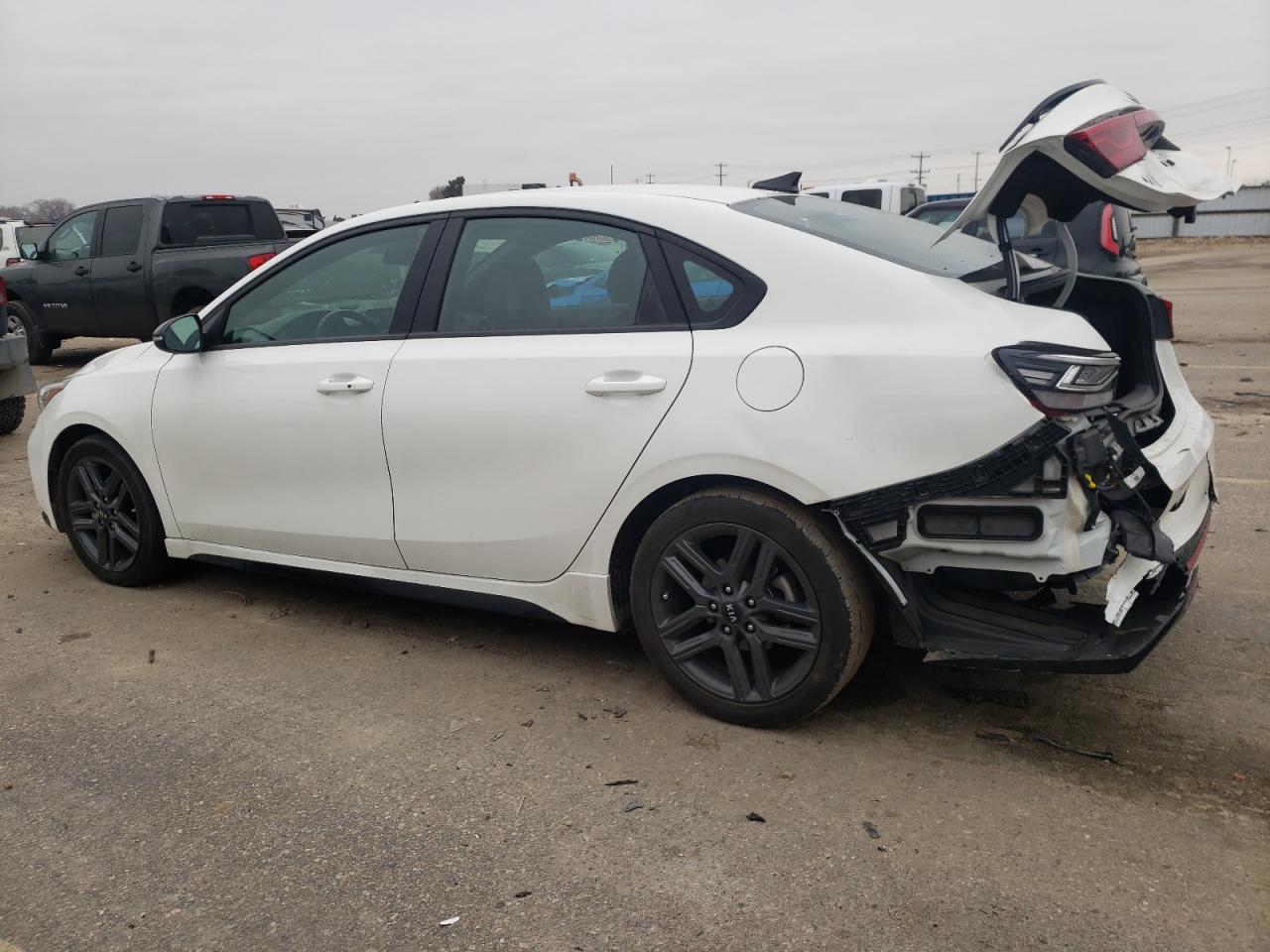 Image 2 of 2020 KIA FORTE GT LINE 2020 with VIN 3KPF34AD6LE259811