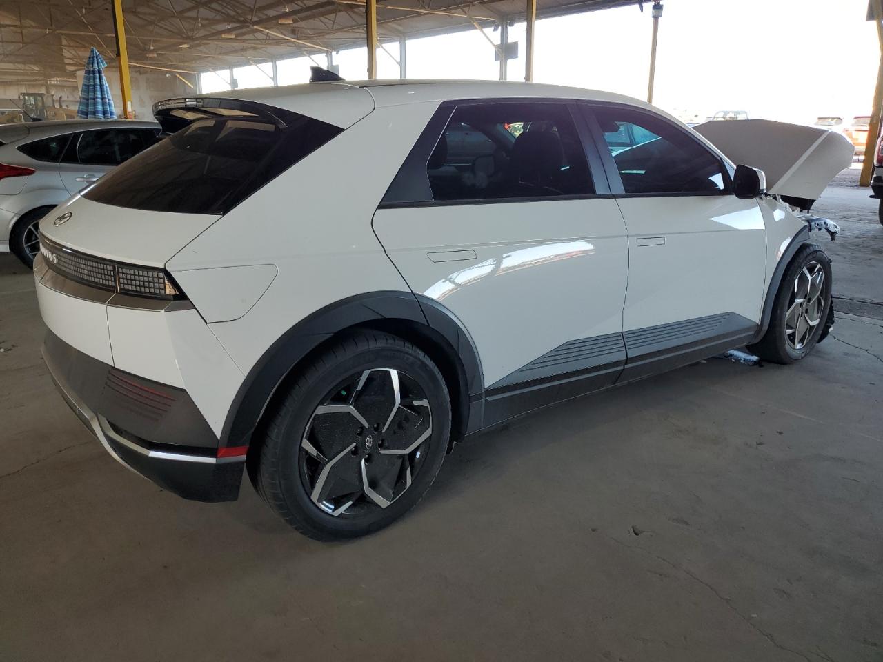 Image 3 of 2022 HYUNDAI IONIQ 5 SEL 2022 with VIN KM8KN4AE3NU066078