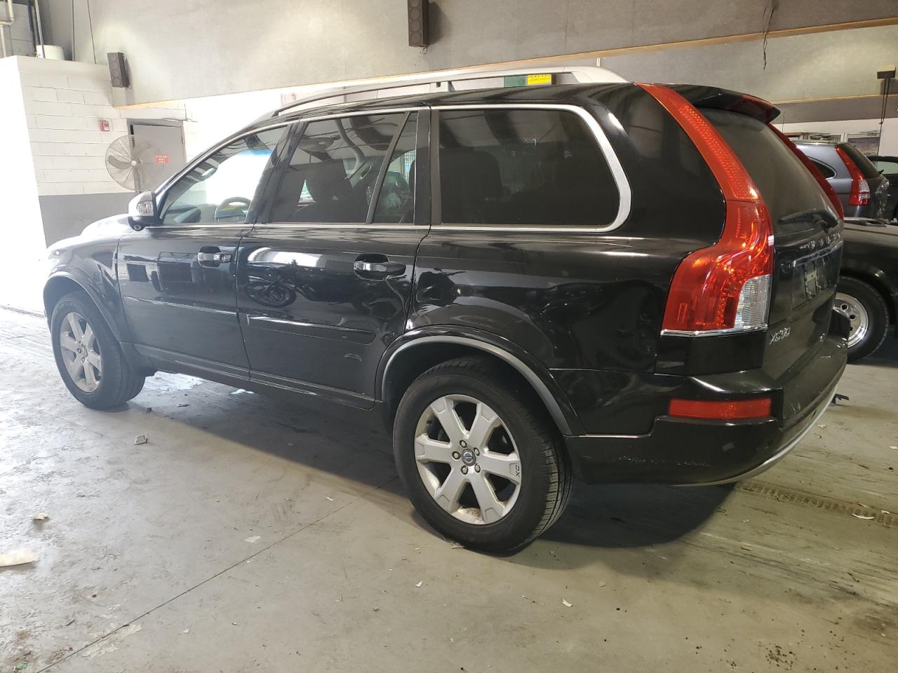 Image 2 of 2013 VOLVO XC90 3.2 2013 with VIN YV4952CY8D1632490