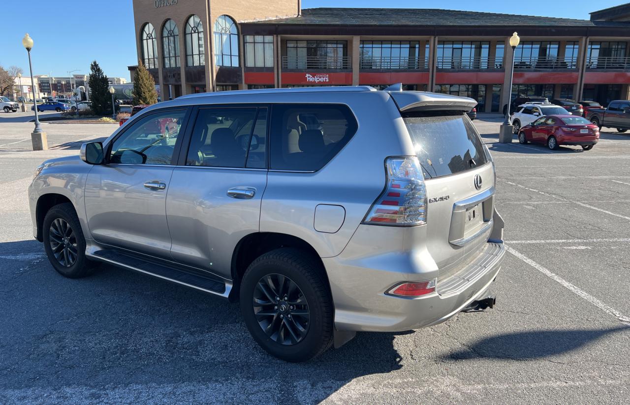 Image 3 of 2020 LEXUS GX 460 PREMIUM 2020 with VIN JTJAM7BX1L5257250