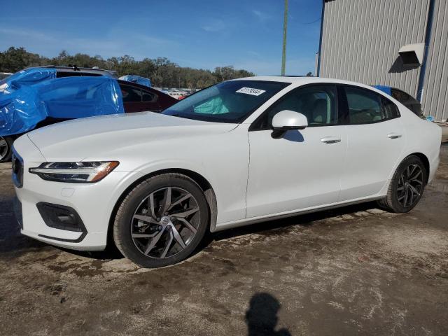 Изображение 2019 VOLVO S60 T5 MOMENTUM 2019