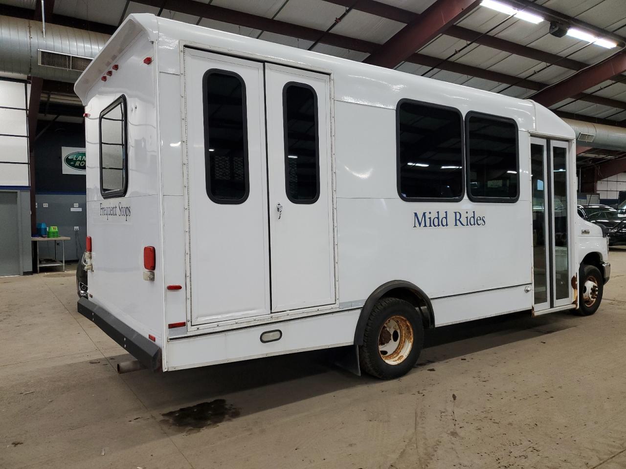 Obraz 3 z 2012 FORD ECONOLINE E350 SUPER DUTY CUTAWAY VAN 2012 z VIN 1FDEE3FS7CDB18895