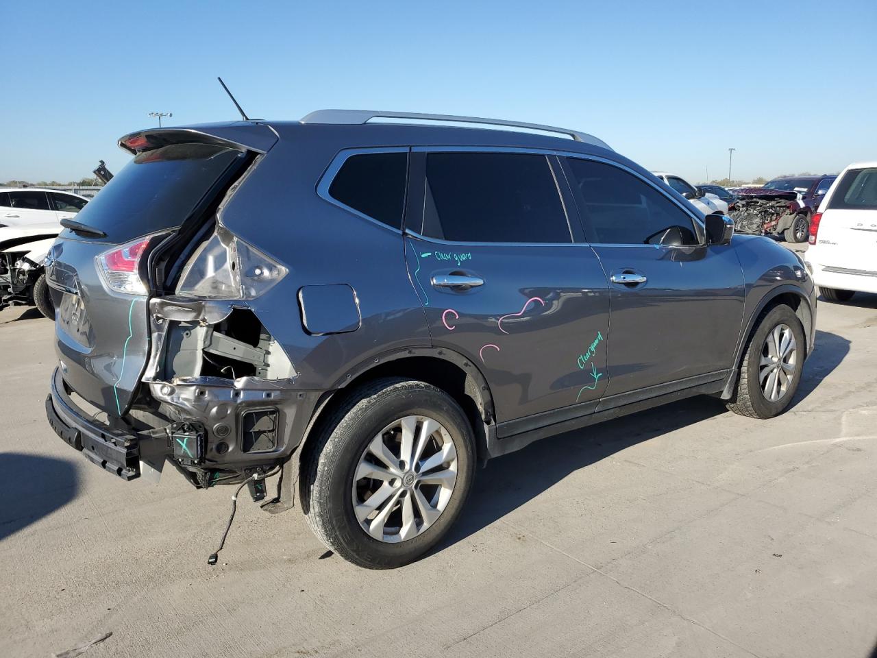 Image 3 of 2016 NISSAN ROGUE S 2016 with VIN KNMAT2MT8GP613545