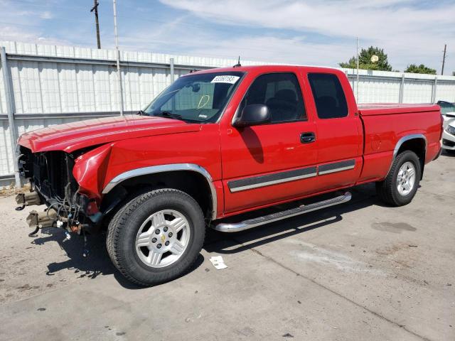 Obraz 1 z 2004 CHEVROLET SILVERADO K1500 2004 z VIN 2GCEK19T141177122