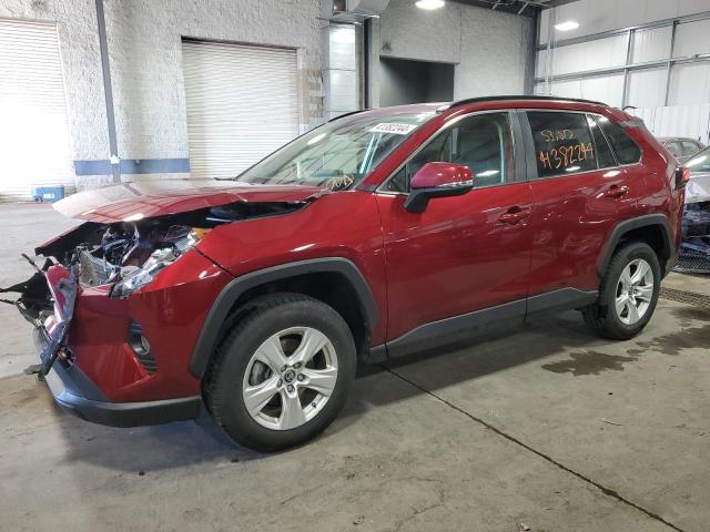 Изображение 1 2019 TOYOTA RAV4 XLE 2019 с VIN JTMP1RFVXKD040892
