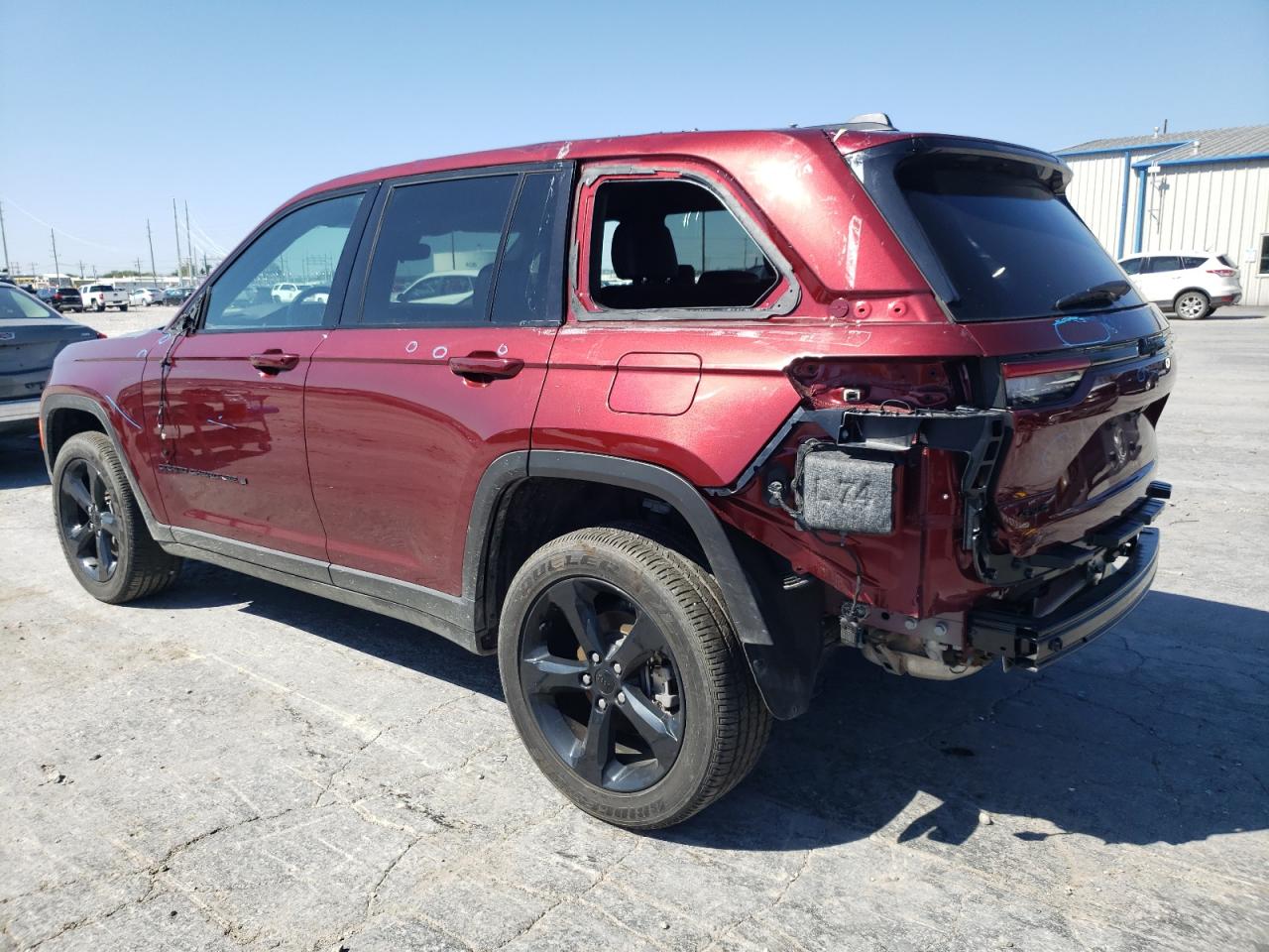 Image 2 of 2022 JEEP GRAND CHEROKEE LAREDO 2022 with VIN 1C4RJHAGXN8633810