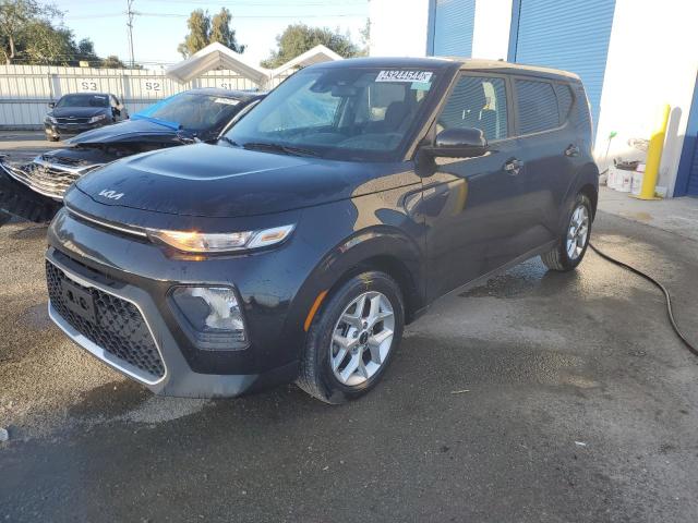Image 1 of 2022 KIA SOUL LX 2022 with VIN KNDJ23AU3N7177500