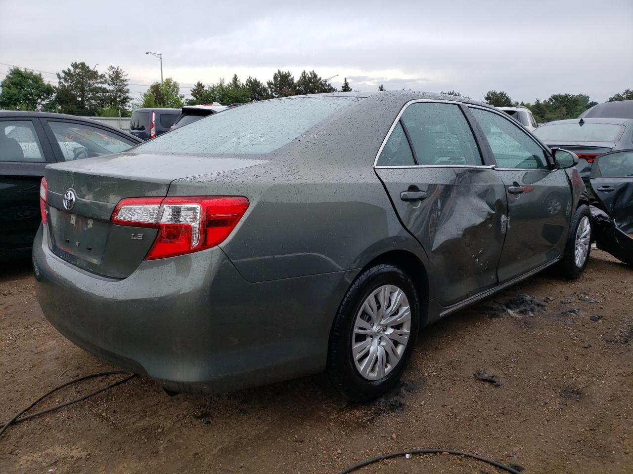 Image 3 of 2014 TOYOTA CAMRY L 2014 with VIN 4T4BF1FK6ER427013