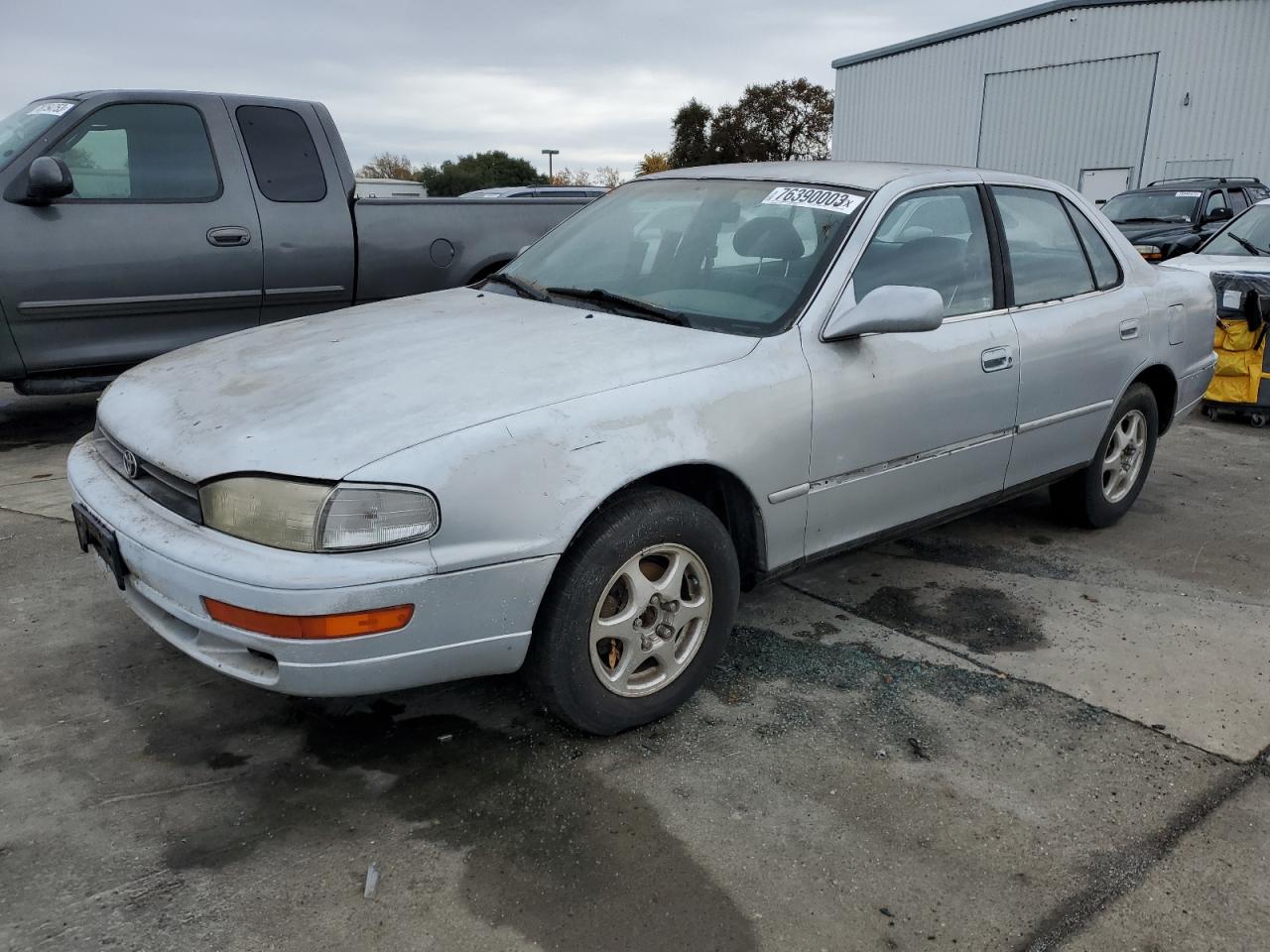 1993 TOYOTA CAMRY LE 1993 image