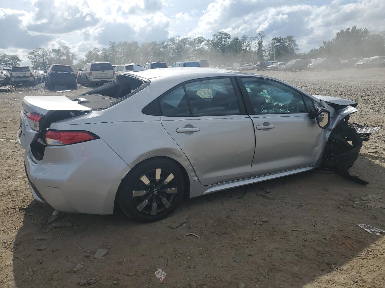 Изображение 3 2021 TOYOTA COROLLA LE 2021 с VIN 5YFEPMAE2MP244652