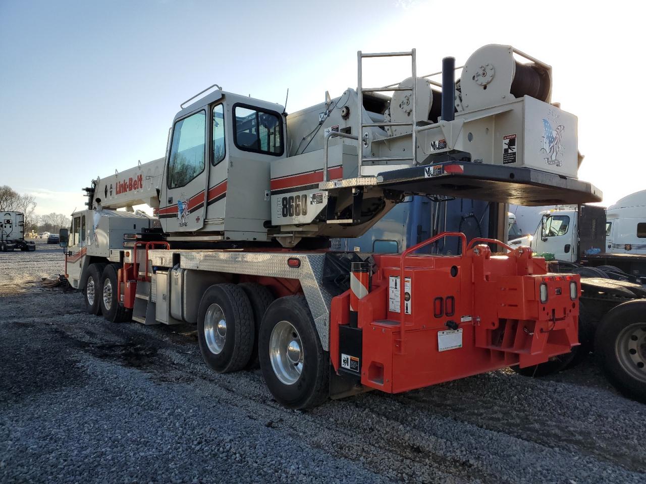 Image 3 of 2019 LINK CRANE 2019 with VIN 1F9L8K968KL028447