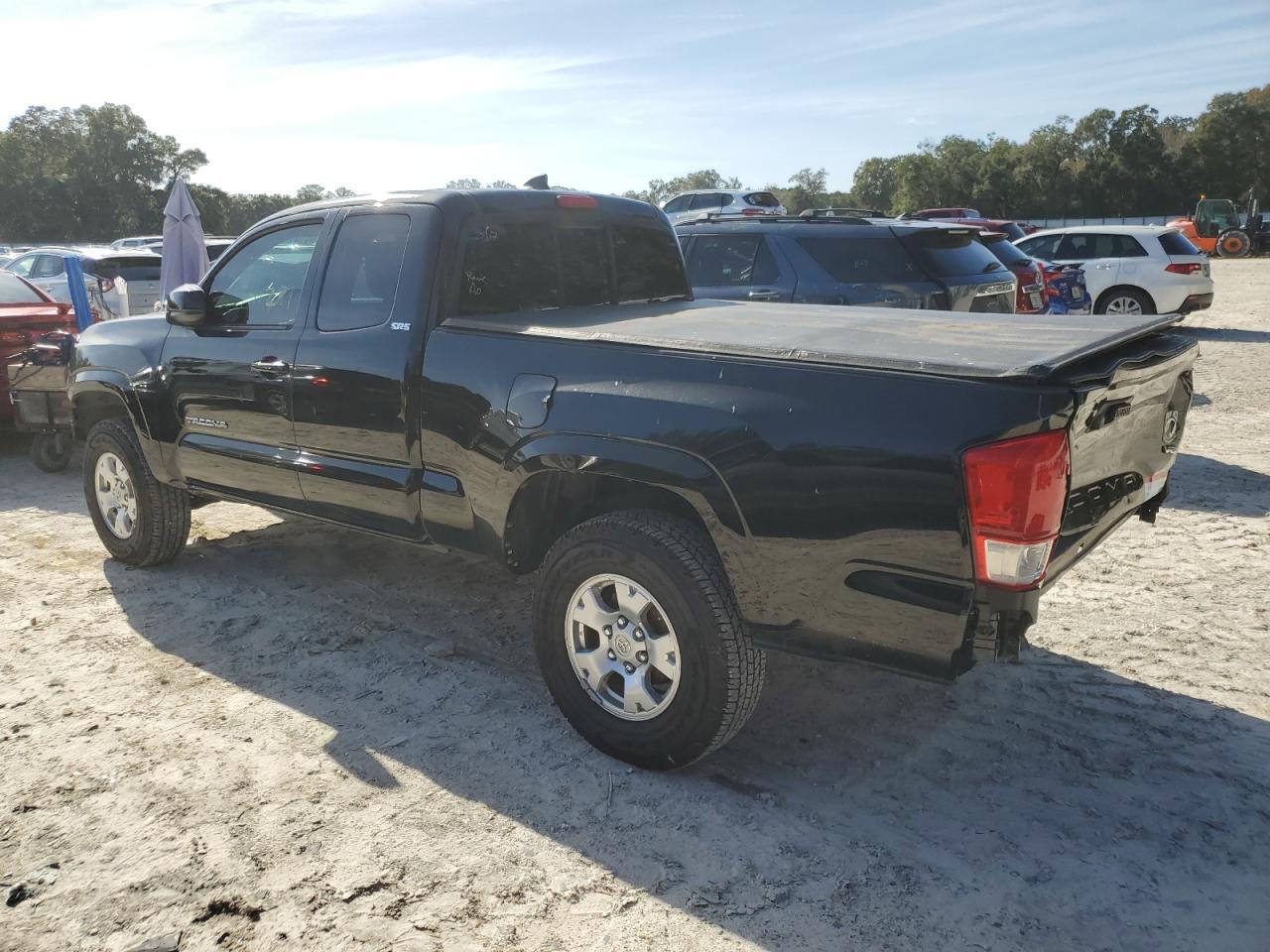 Image 2 of 2016 TOYOTA TACOMA ACCESS CAB 2016 with VIN 5TFRZ5CN6GX009563