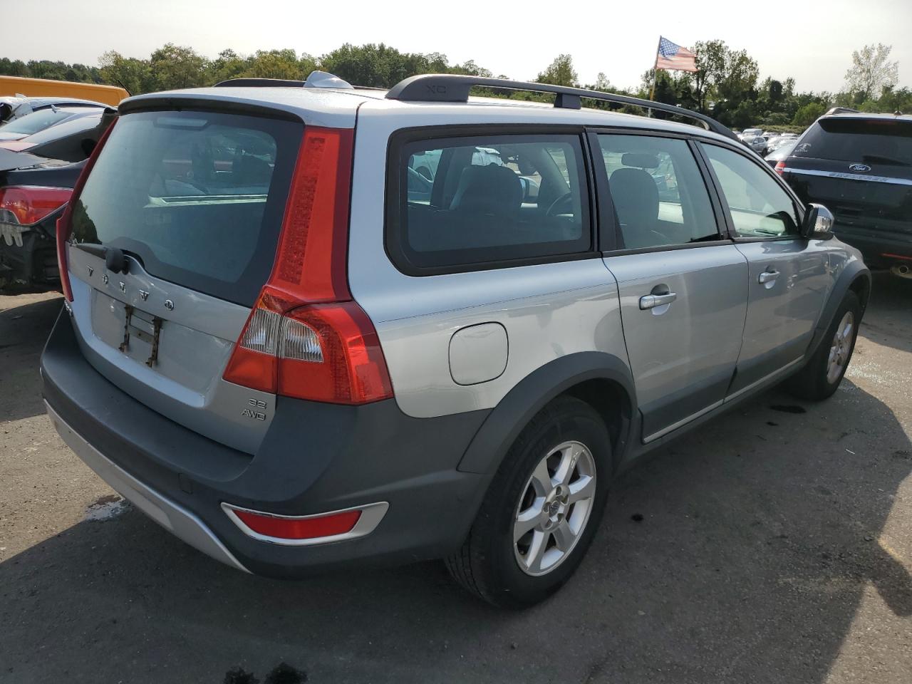 Obraz 3 z 2008 VOLVO XC70  2008 z VIN YV4BZ982381018780