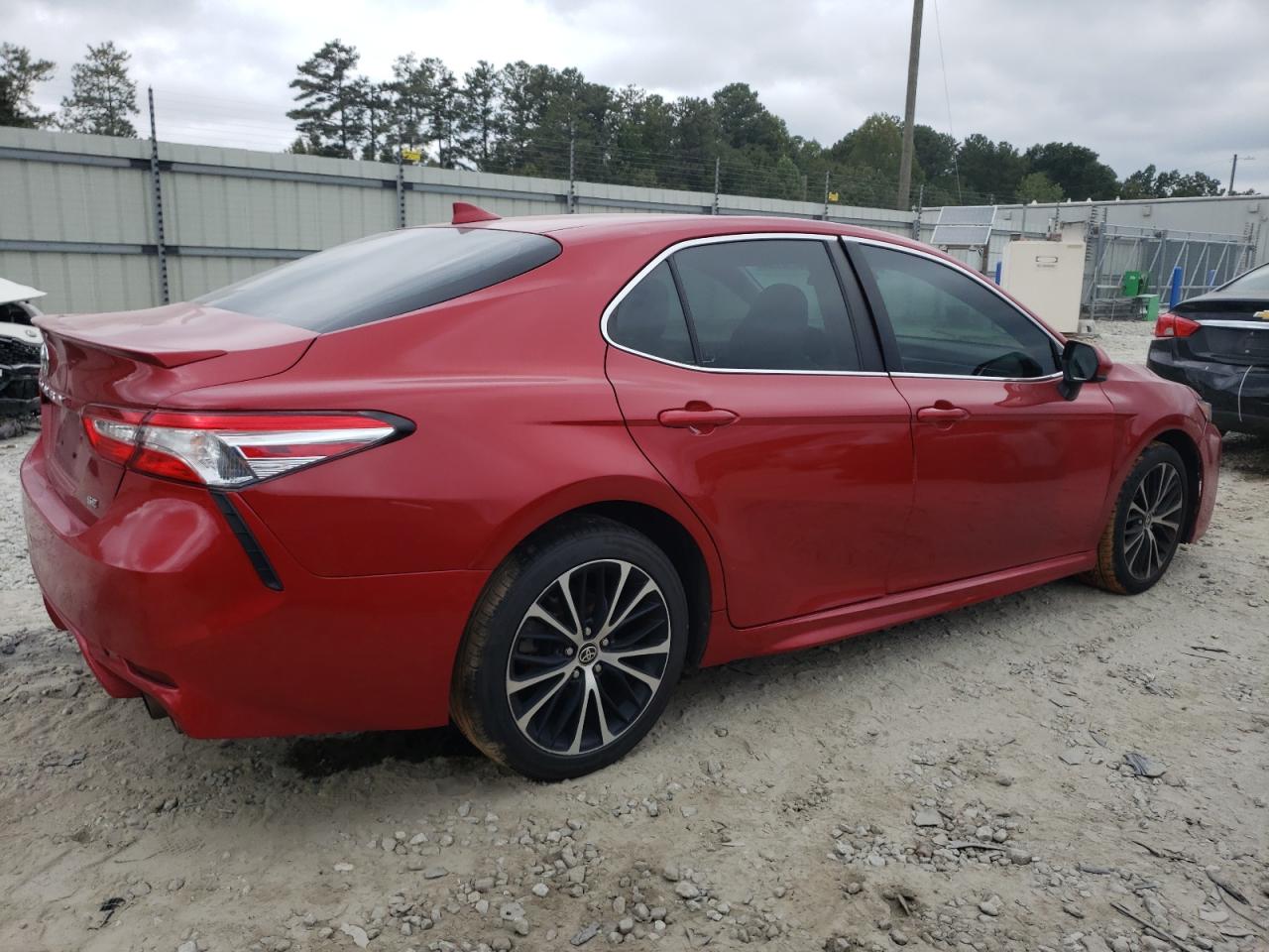 Изображение 3 2020 TOYOTA CAMRY SE 2020 с VIN 4T1G11AK4LU379949