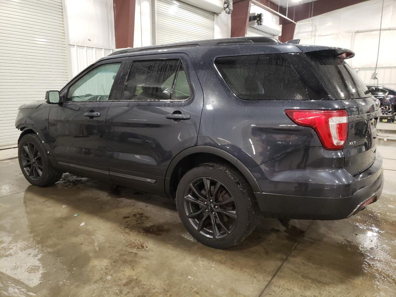Image 2 of 2017 FORD EXPLORER XLT 2017 with VIN 1FM5K8D84HGD88654