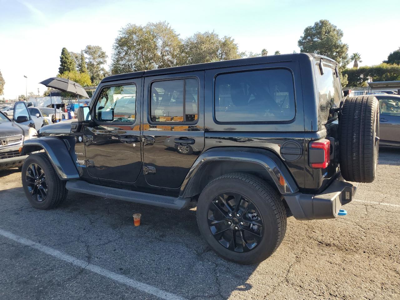 Image 2 of 2022 JEEP WRANGLER UNLIMITED SAHARA 4XE 2022 with VIN 1C4JJXP68NW229986
