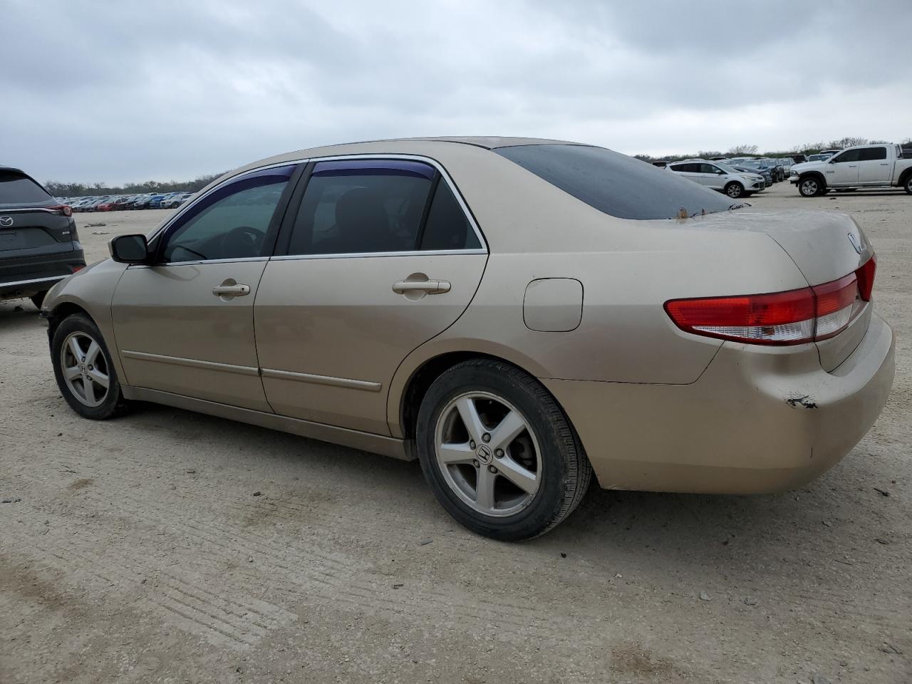 Изображение 2 2004 HONDA ACCORD EX 2004 с VIN 1HGCM566X4A107150