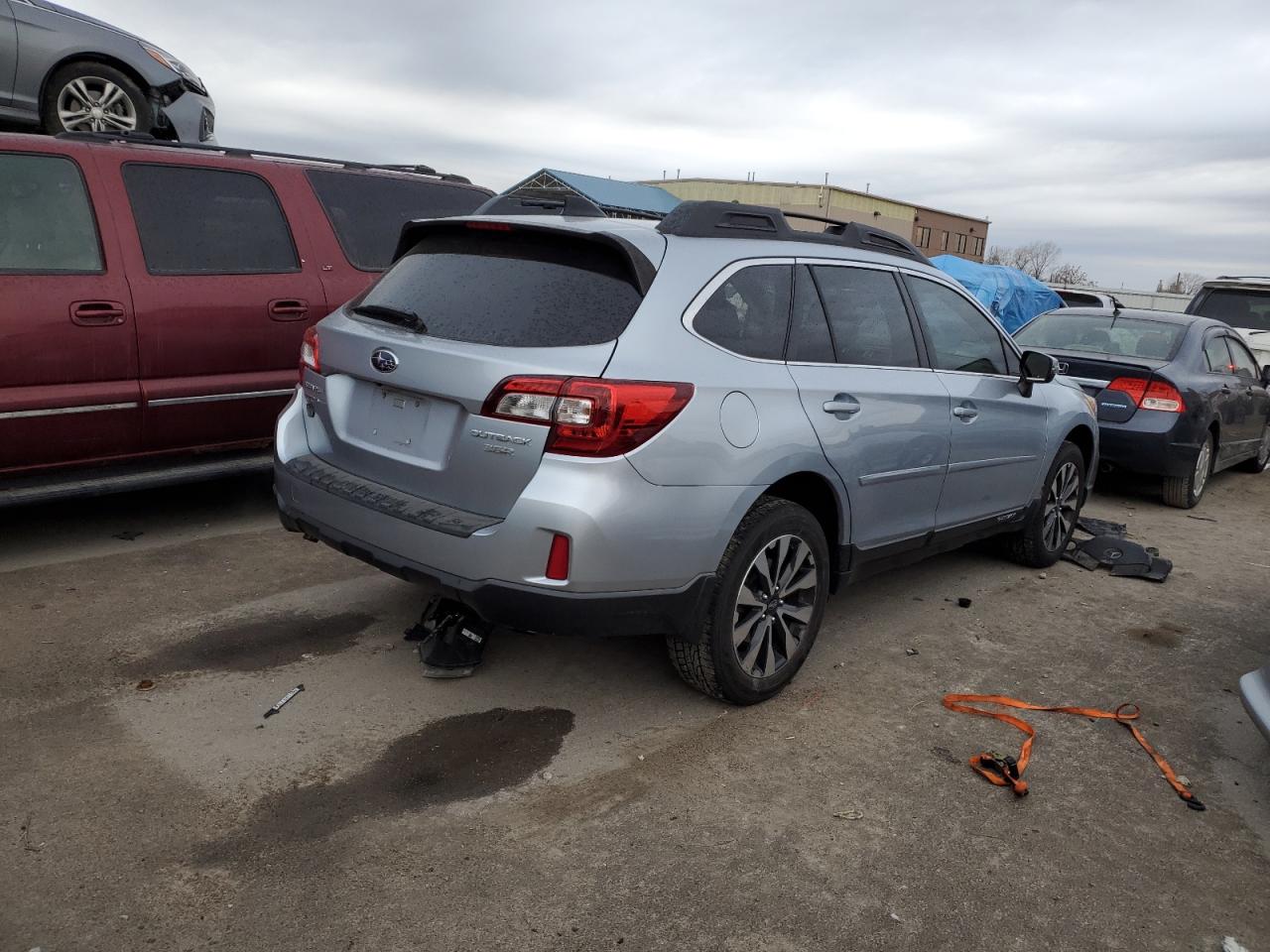Изображение 3 2016 SUBARU OUTBACK 3.6R LIMITED 2016 с VIN 4S4BSENC0G3315355