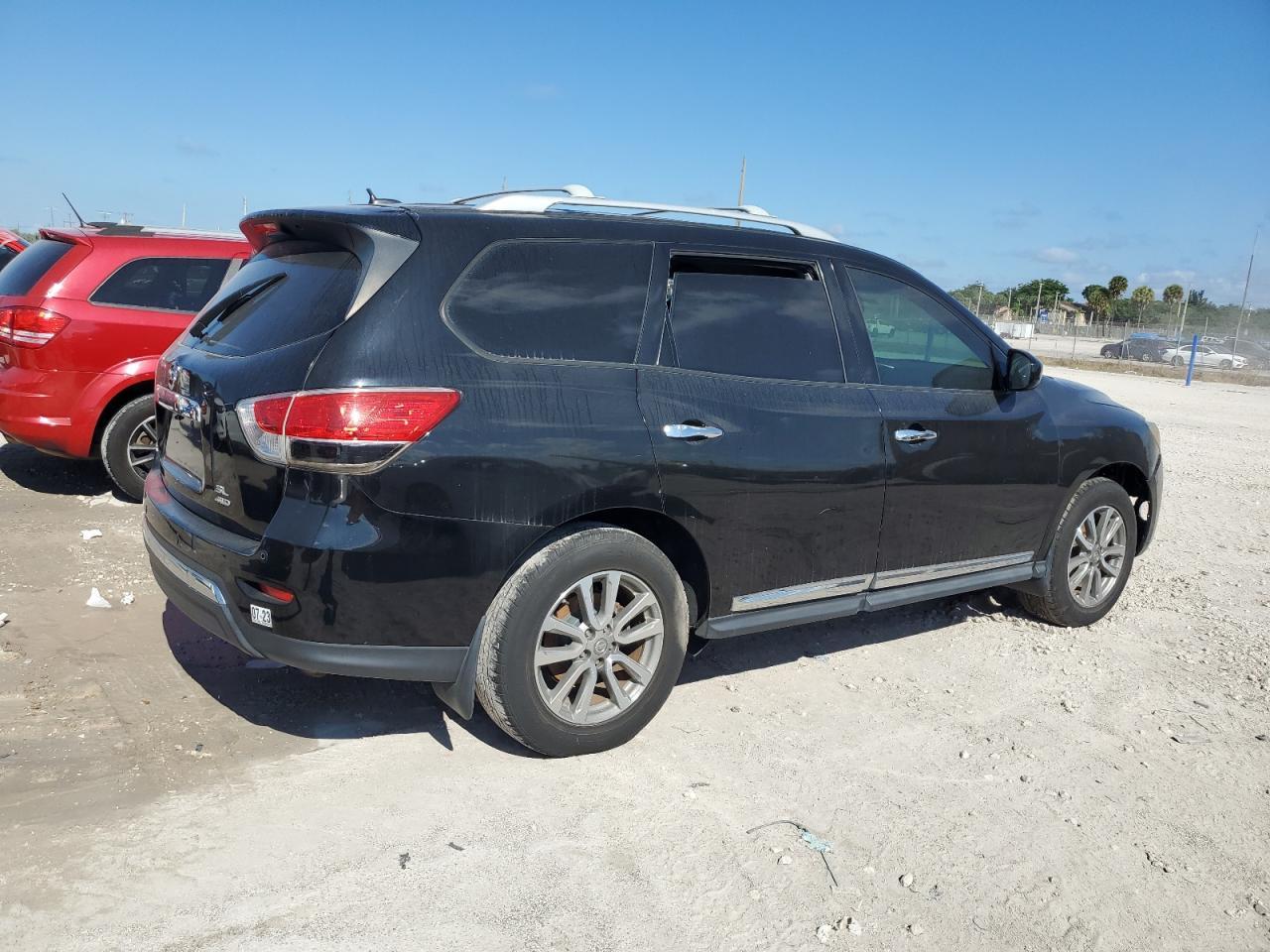 Изображение 3 2014 NISSAN PATHFINDER S 2014 с VIN 5N1AR2MM1EC637242