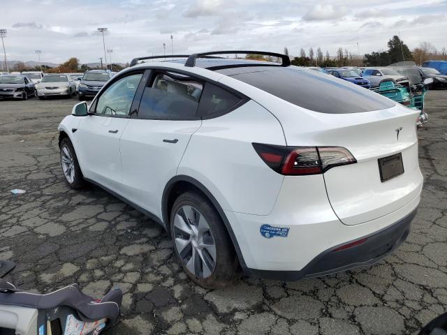 Obraz 2 z 2021 TESLA MODEL Y  2021 z VIN 5YJYGDEE0MF173650