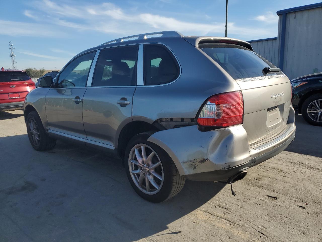 Изображение 2 2004 PORSCHE CAYENNE S 2004 с VIN WP1AB29P24LA74548