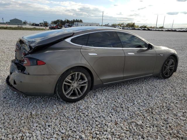 Obraz 3 z 2015 TESLA MODEL S  2015 z VIN 5YJSA1E29FF108410