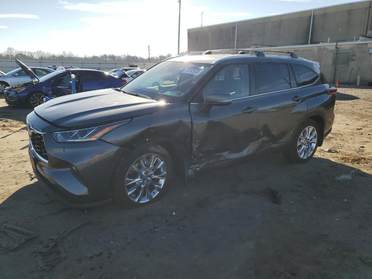 Image 1 of 2022 TOYOTA HIGHLANDER HYBRID LIMITED 2022 with VIN 5TDXBRCH1NS552173