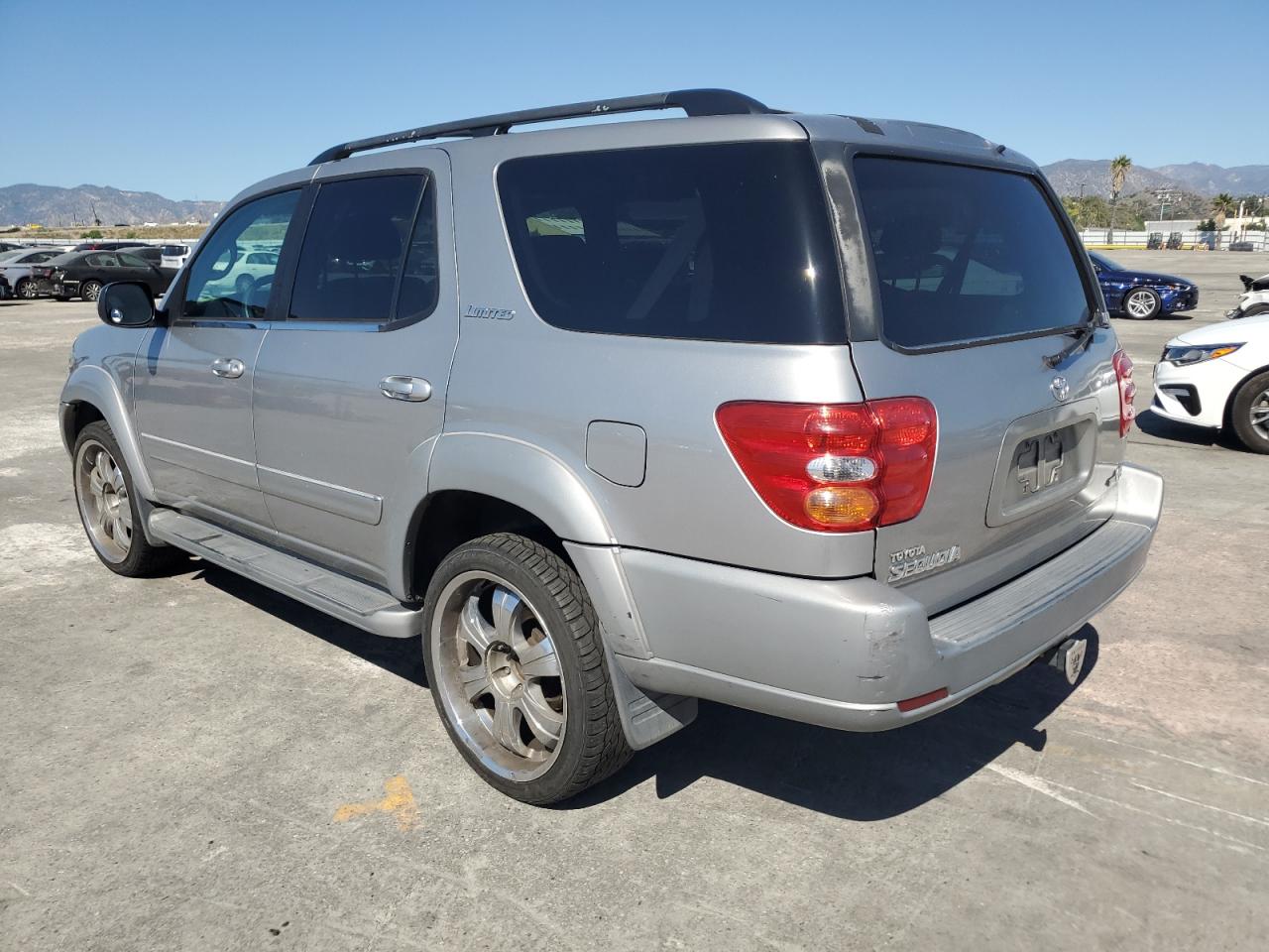 Image 2 of 2001 TOYOTA SEQUOIA LIMITED 2001 with VIN 5TDZT38A41S028220