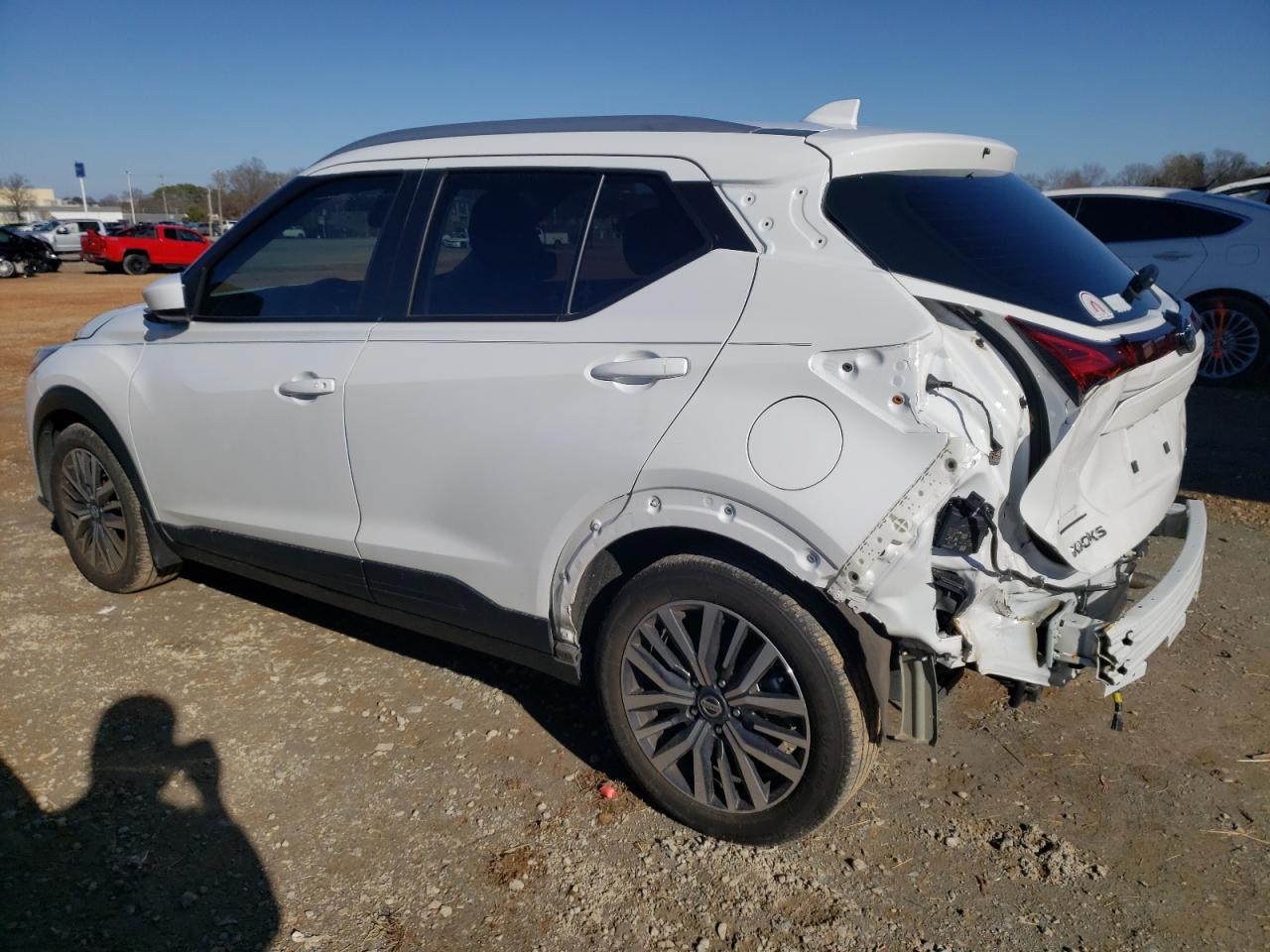Image 2 of 2021 NISSAN KICKS SV 2021 with VIN 3N1CP5CVXML535880