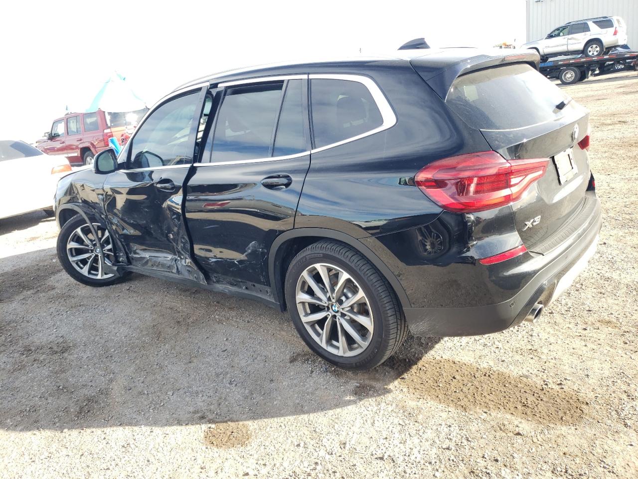 Изображение 2 2019 BMW X3 SDRIVE30I 2019 с VIN 5UXTR7C51KLF34131