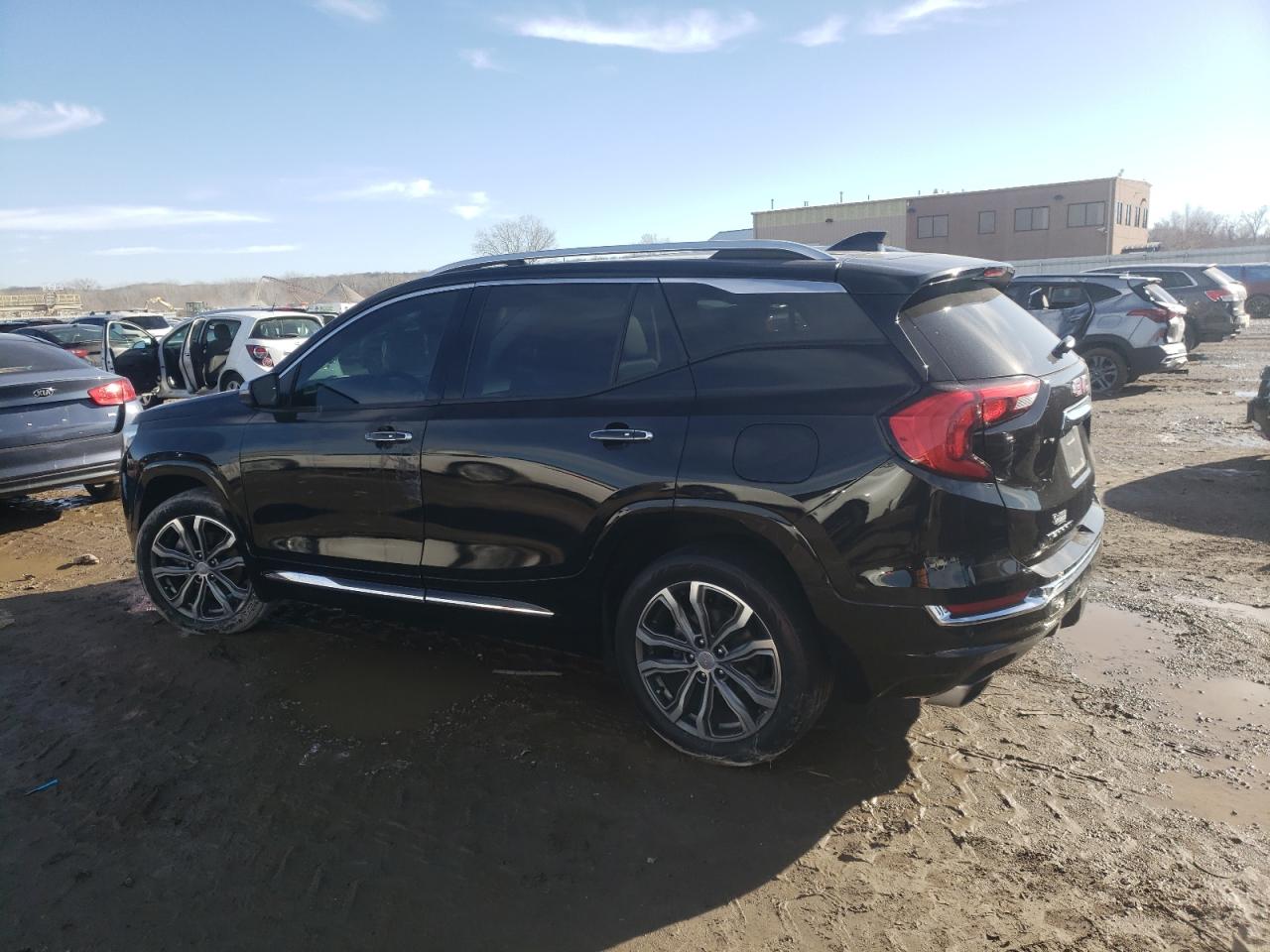 Obraz 2 z 2019 GMC TERRAIN DENALI 2019 z VIN 3GKALXEX2KL277835