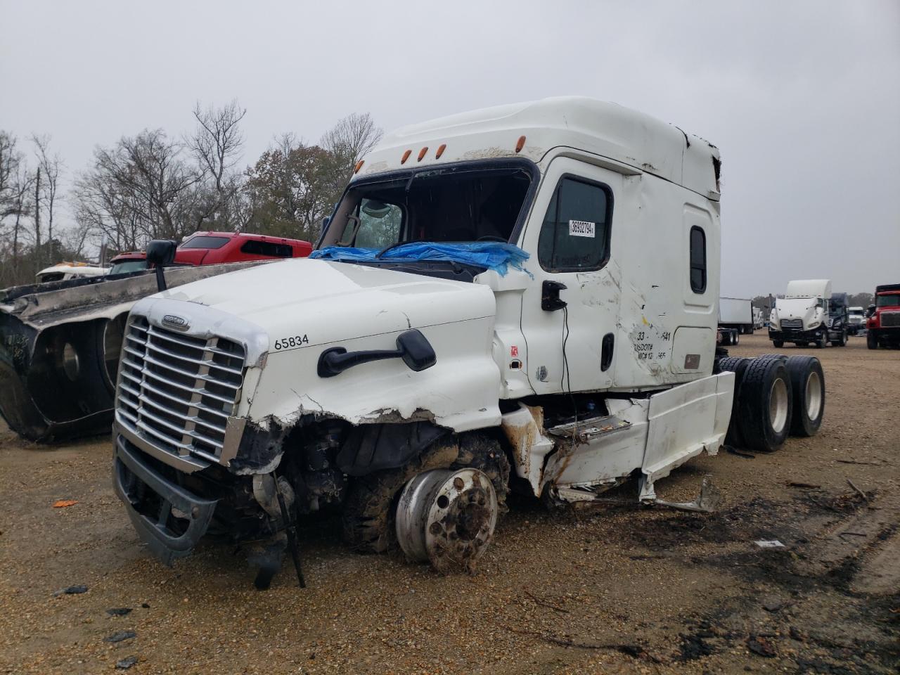 Obraz 2 z 2015 FREIGHTLINER CASCADIA 125  2015 z VIN 3AKJGLBG1FSGL6347