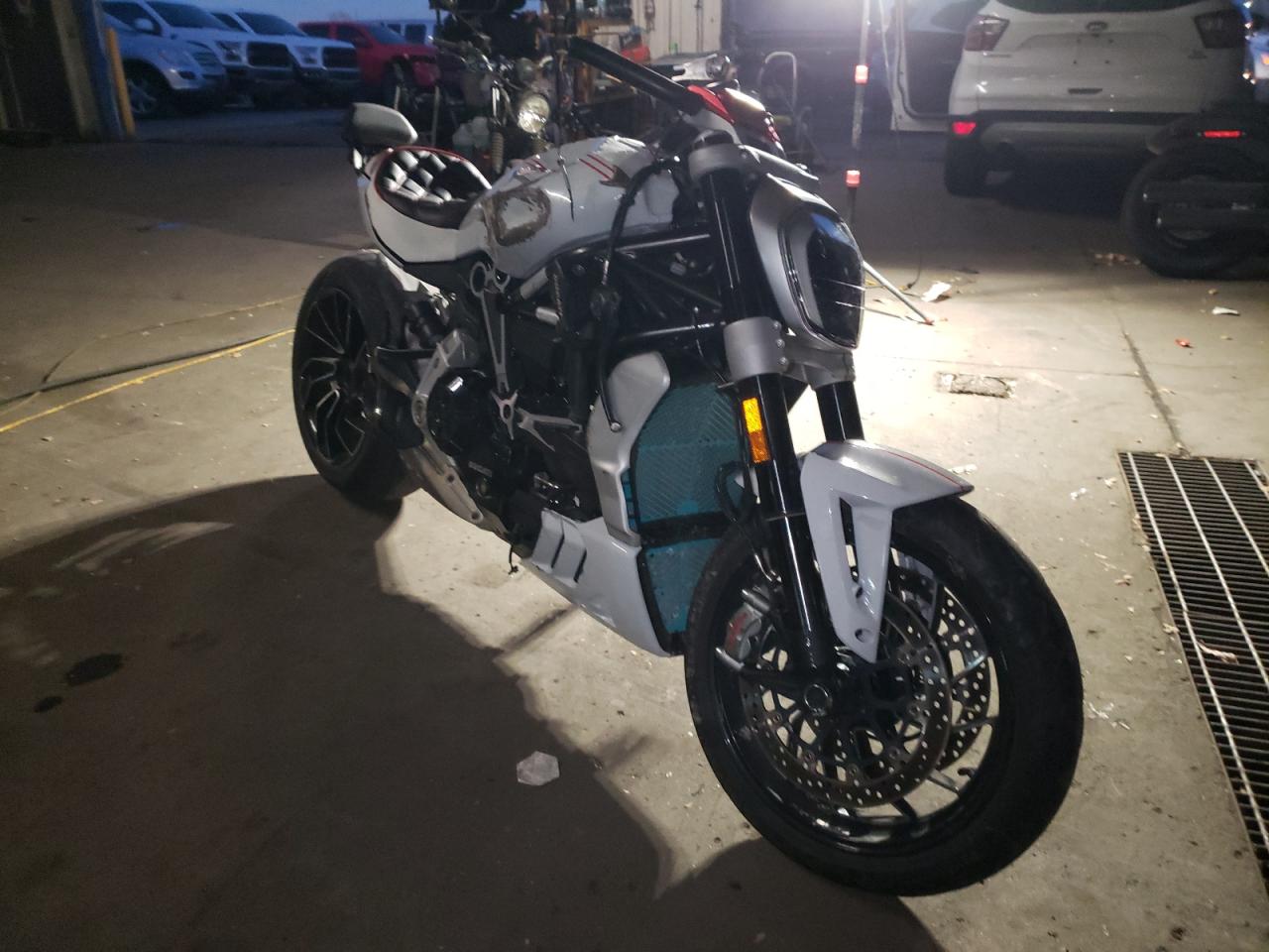 Obraz 1 z 2019 DUCATI XDIAVEL  2019 z VIN ZDM13BKW2KB009917