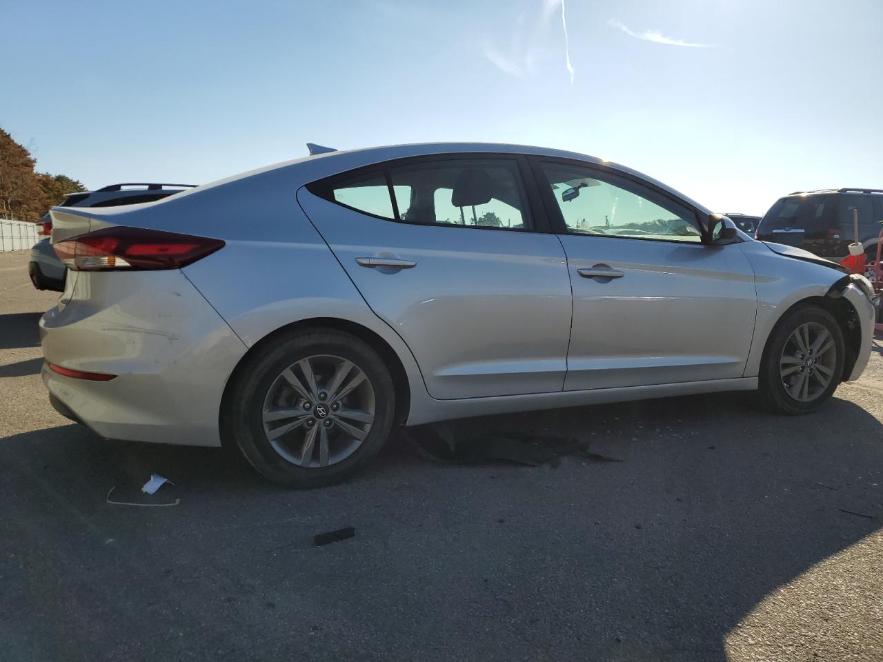 Image 3 of 2018 HYUNDAI ELANTRA SEL 2018 with VIN 5NPD84LF8JH401446