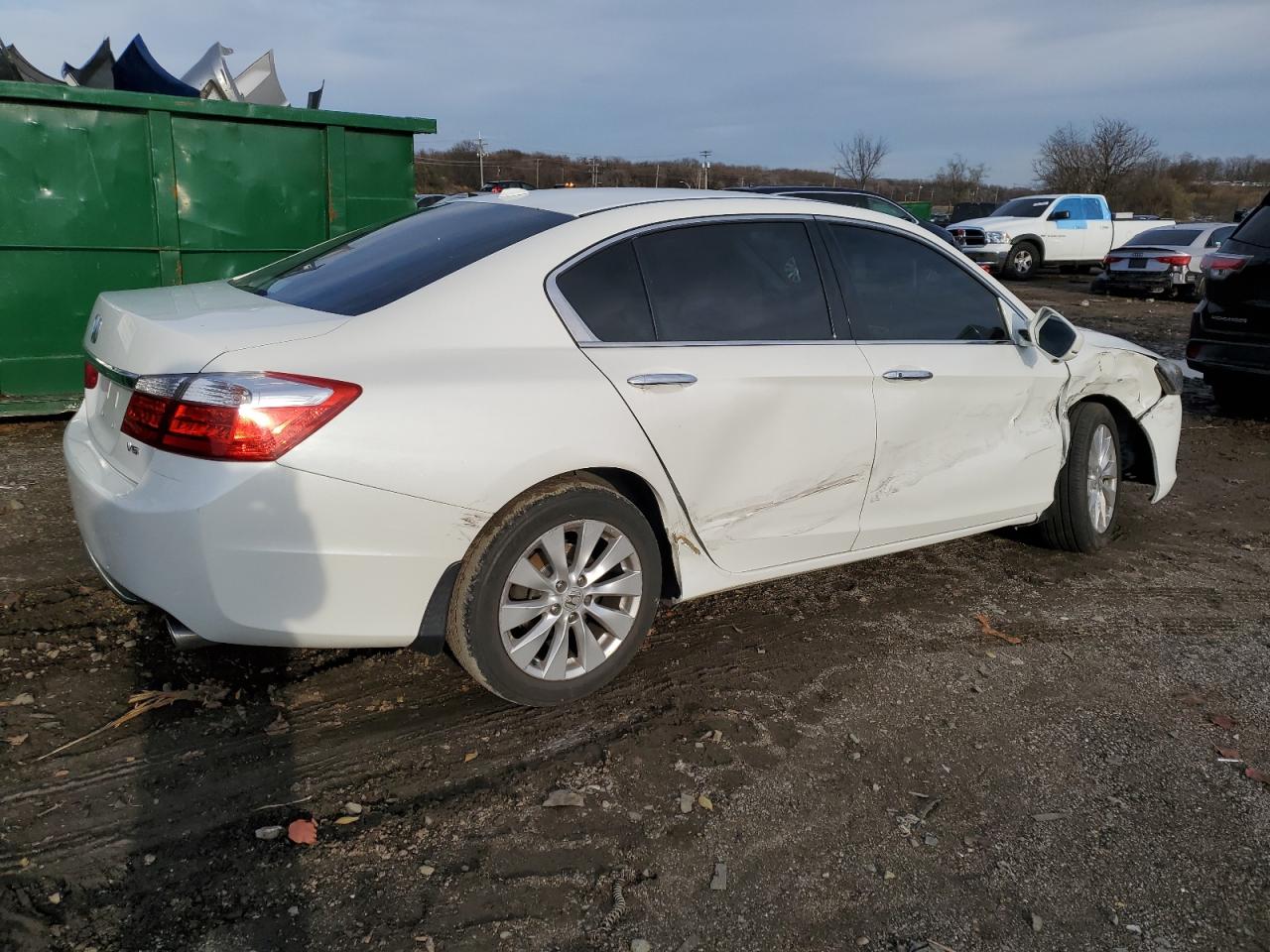 Image 3 of 2013 HONDA ACCORD EXL 2013 with VIN 1HGCR3F88DA015218