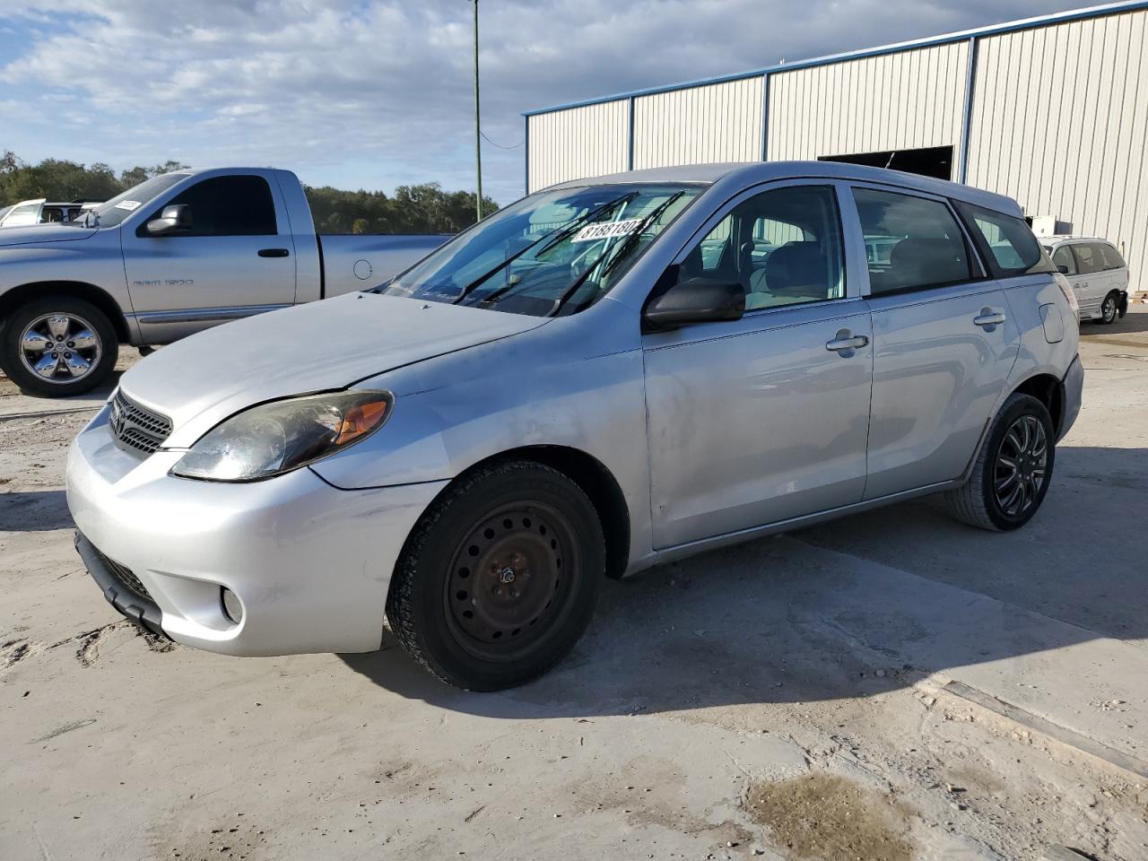 Image 1 of 2005 TOYOTA COROLLA MATRIX XR 2005 with VIN 2T1KR32E35C453678