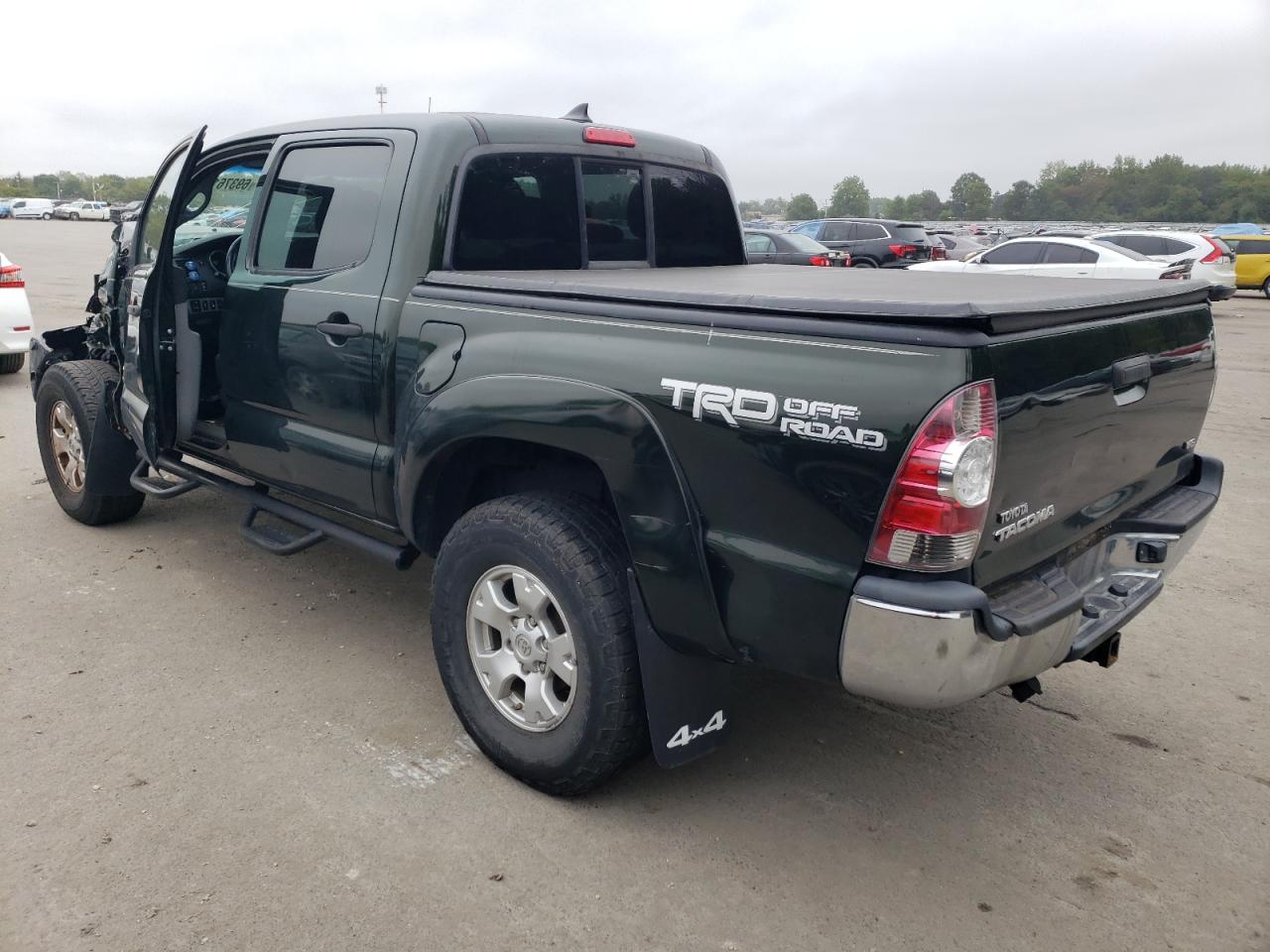 Image 2 of 2014 TOYOTA TACOMA DOUBLE CAB 2014 with VIN 3TMLU4EN9EM136077