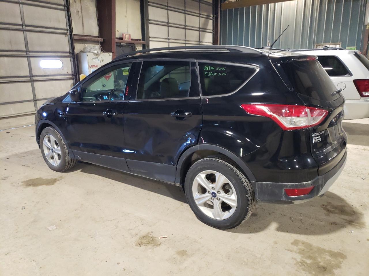 Изображение 2 2016 FORD ESCAPE SE 2016 с VIN 1FMCU9GX4GUC09300