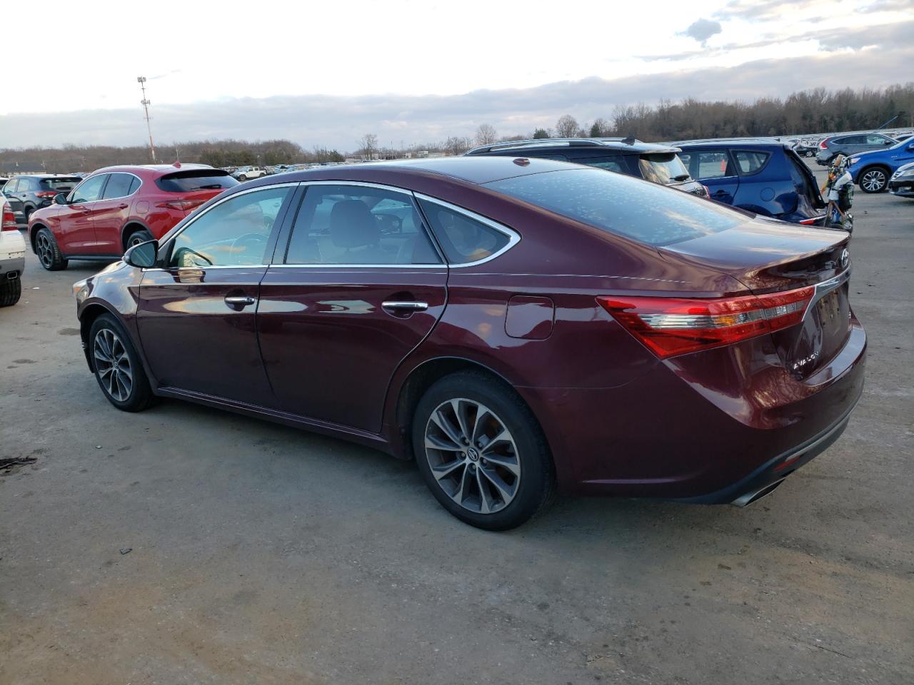 Image 2 of 2016 TOYOTA AVALON XLE 2016 with VIN 4T1BK1EB9GU223154