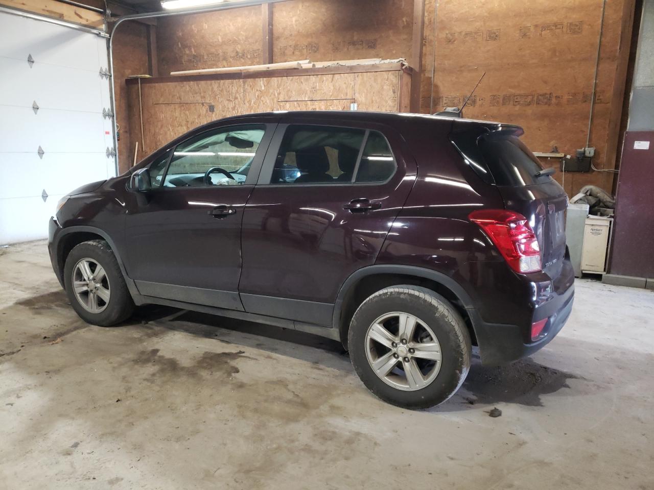 Image 2 of 2020 CHEVROLET TRAX LS 2020 with VIN KL7CJNSB7LB332030