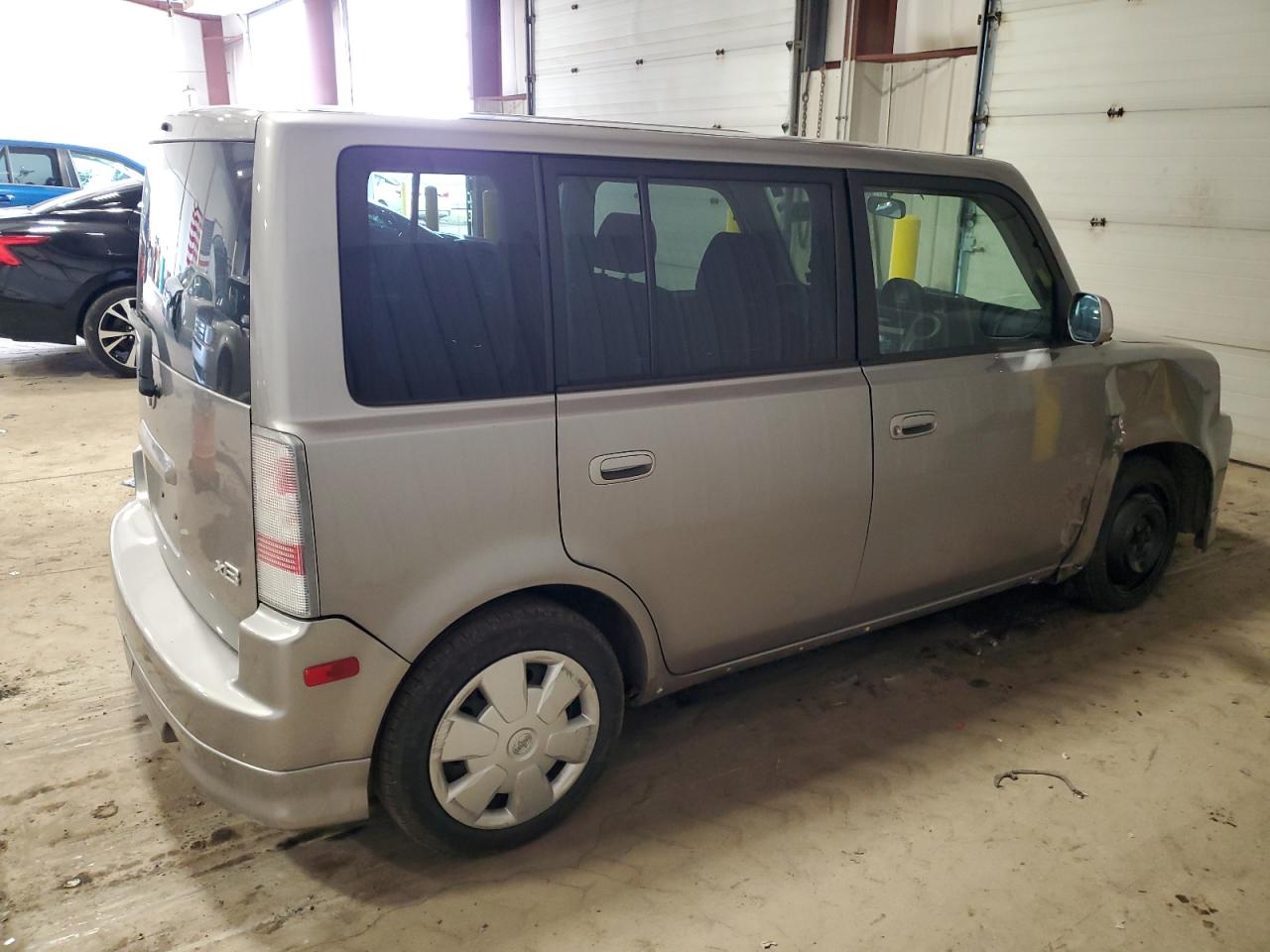 Image 3 of 2004 TOYOTA SCION XB 2004 with VIN JTLKT324140154177
