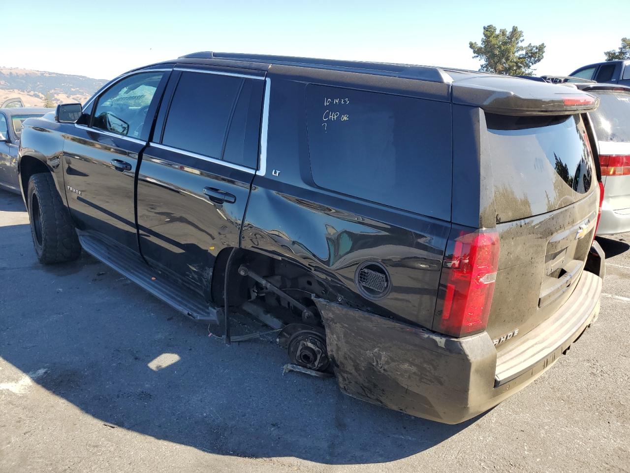Image 2 of 2017 CHEVROLET TAHOE K1500 LT 2017 with VIN 1GNSKBKC4HR183441